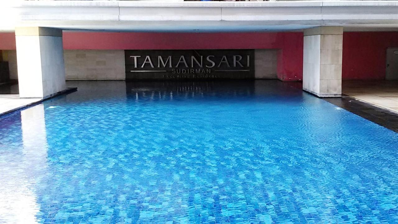 Comfort Tamansari Sudirman By Travelio